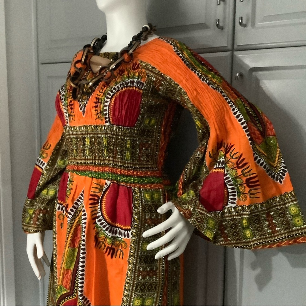 African Design Multi Colored Maxi Dress Only, Bell Shaped Long Sleeve Sz M/L - Picture 8 of 8